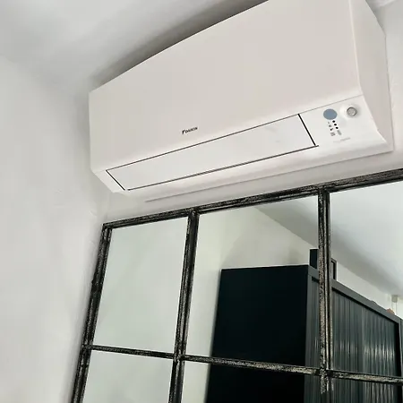 Maison De Charme Idealement Situee Cannes